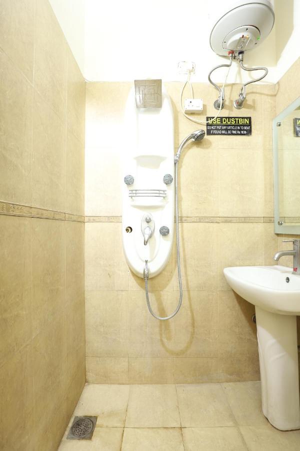 ניו דלהי Hotel Livia Residency מראה חיצוני תמונה