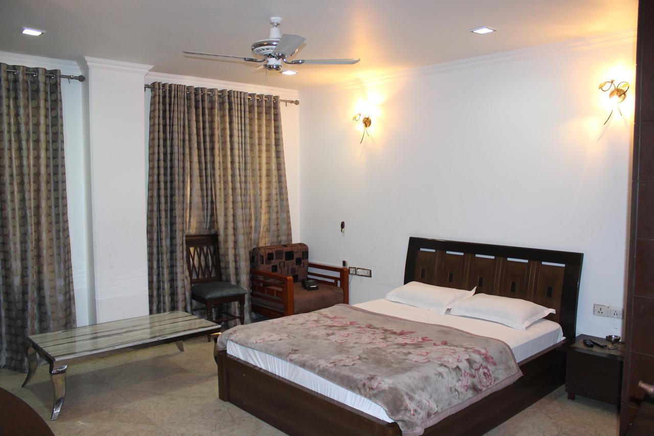 ניו דלהי Hotel Livia Residency מראה חיצוני תמונה
